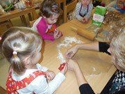 Pečení perníčků